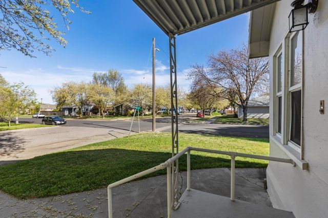 1003 Fourth St, Colusa, CA 95932