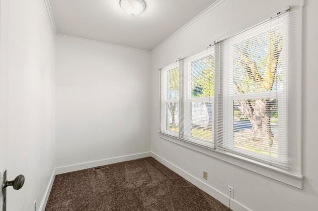 1003 Fourth St, Colusa, CA 95932