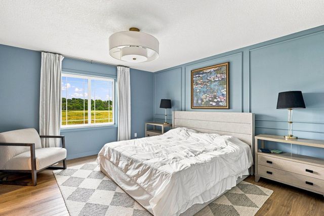 315 William Lake Shore Drive, Waconia, MN 55387