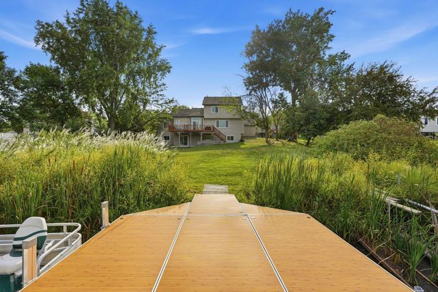 315 William Lake Shore Drive, Waconia, MN 55387