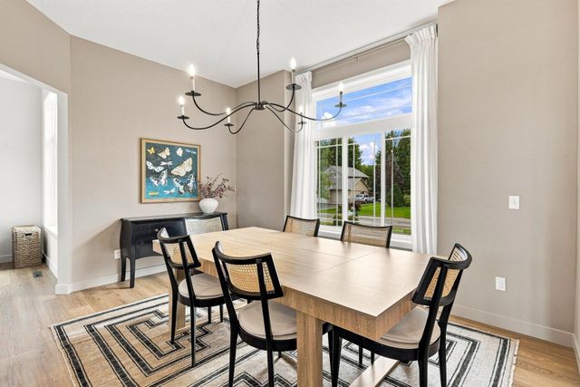 315 William Lake Shore Drive, Waconia, MN 55387