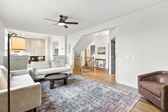 315 William Lake Shore Drive, Waconia, MN 55387
