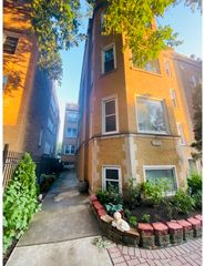 2219 W Highland Avenue 2N, Chicago, IL 60133