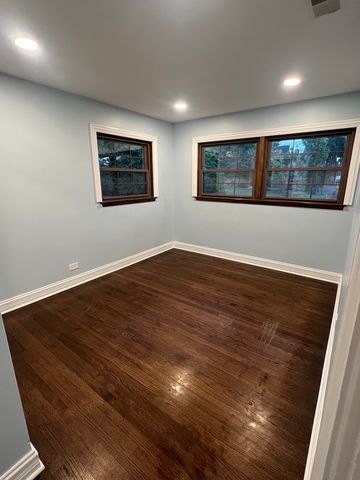 16W318 95th Place, Burr Ridge, IL 60527