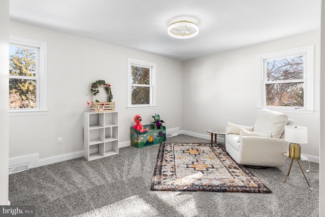 6 ALDEE LN, Wilmington, DE 19809