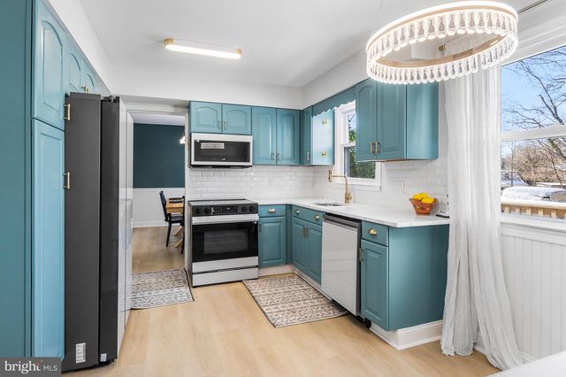 6 ALDEE LN, Wilmington, DE 19809