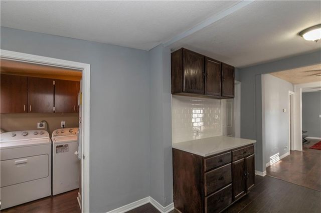 152 Cornell Avenue, Bonner Springs, KS 66012