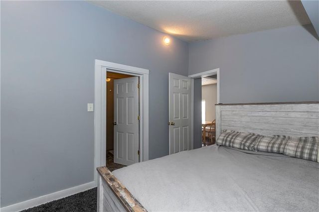 152 Cornell Avenue, Bonner Springs, KS 66012