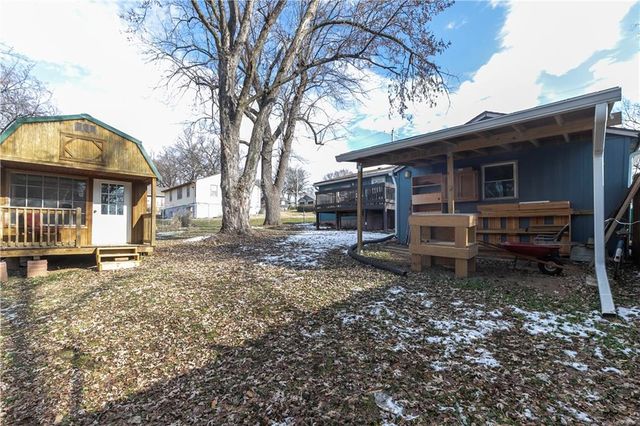 152 Cornell Avenue, Bonner Springs, KS 66012