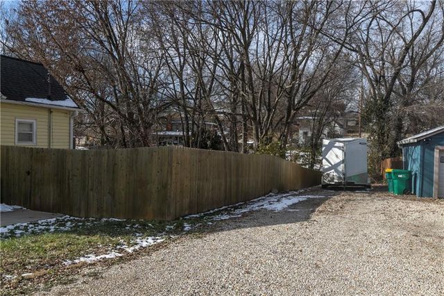 152 Cornell Avenue, Bonner Springs, KS 66012