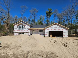 6784 Staple Road, Dalton Twp, MI 49457