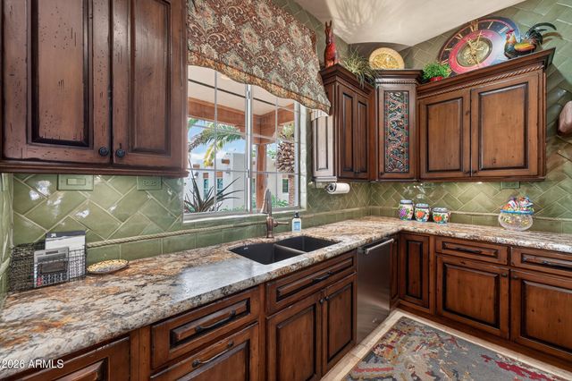 18027 W COLTER Street, Litchfield Park, AZ 85340