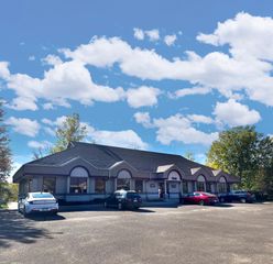 7541 9th Street N, Oakdale, MN 55128
