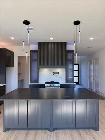 6018 Becky Lane, Pearland, TX 77584