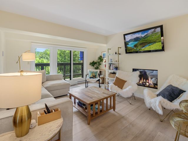 137 East Mountain Road 2E2, Killington, VT 05751
