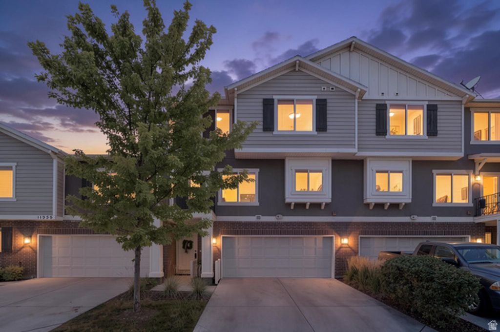 11954 S FORESTER PEAK PL, Herriman, UT 84096