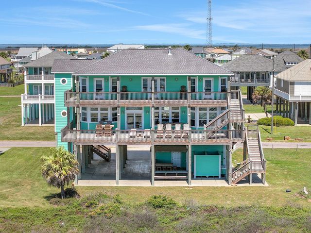 2396 Sand Drift Lane, Crystal Beach, TX 77650