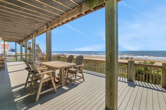 2396 Sand Drift Lane, Crystal Beach, TX 77650