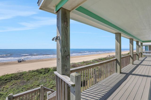 2396 Sand Drift Lane, Crystal Beach, TX 77650