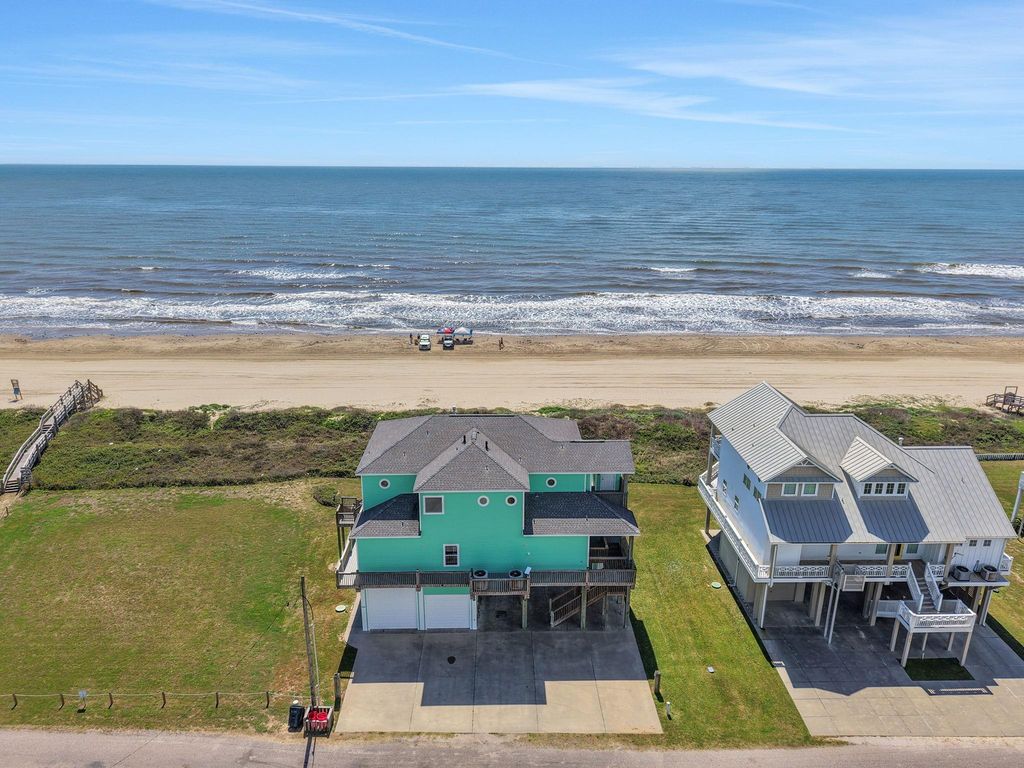 2396 Sand Drift Lane, Crystal Beach, TX 77650