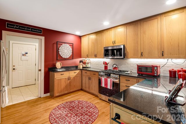 5584 Spring Road, Hendersonville, NC 28739