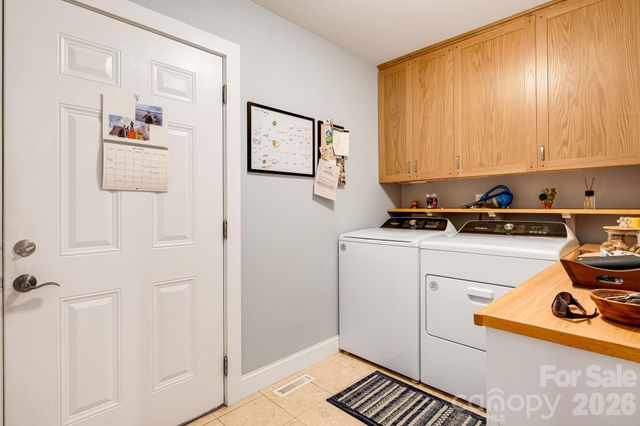 5584 Spring Road, Hendersonville, NC 28739