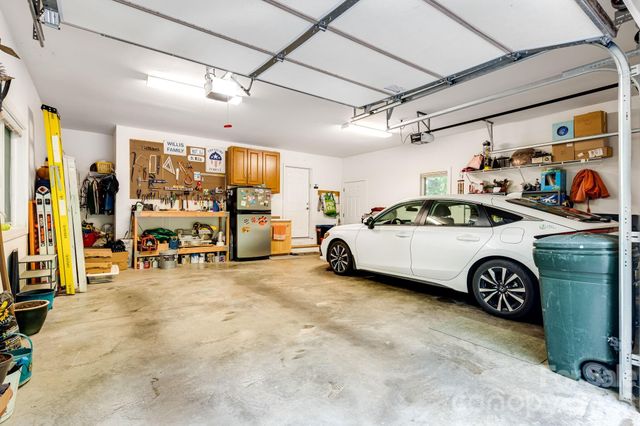 5584 Spring Road, Hendersonville, NC 28739