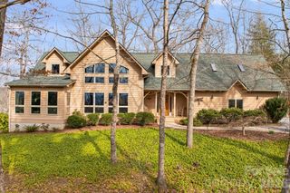 5584 Spring Road, Hendersonville, NC 28739