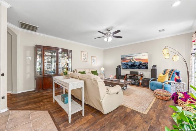10610 Axis Xing, San Antonio, TX 78245