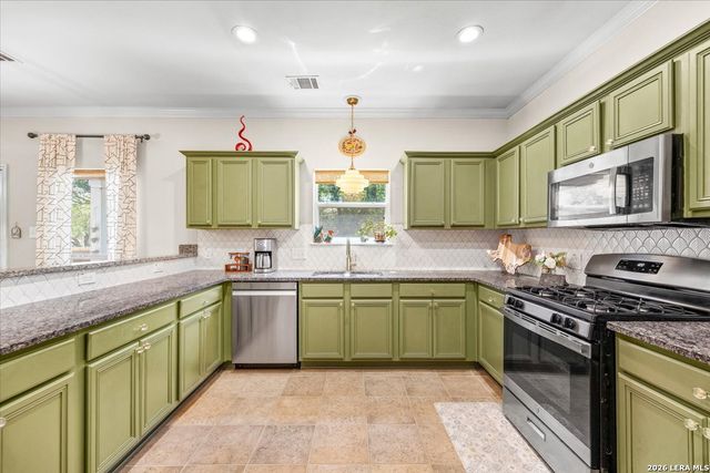 10610 Axis Xing, San Antonio, TX 78245