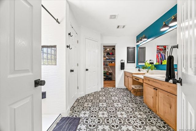 10610 Axis Xing, San Antonio, TX 78245