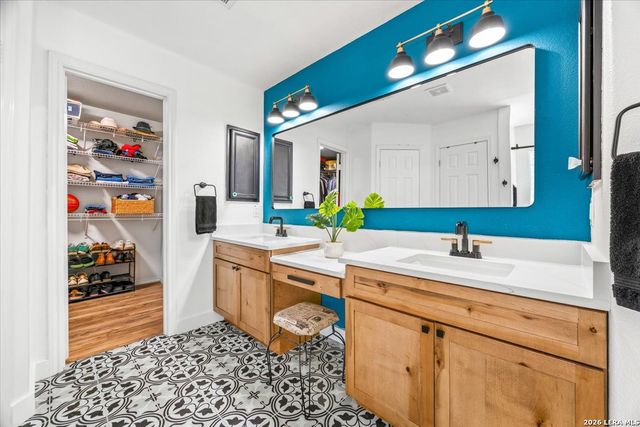 10610 Axis Xing, San Antonio, TX 78245