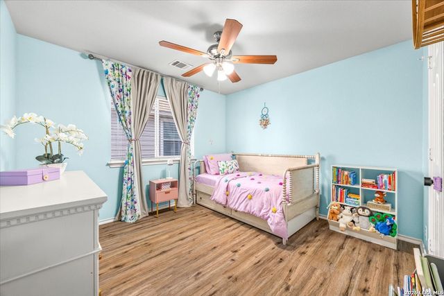 10610 Axis Xing, San Antonio, TX 78245