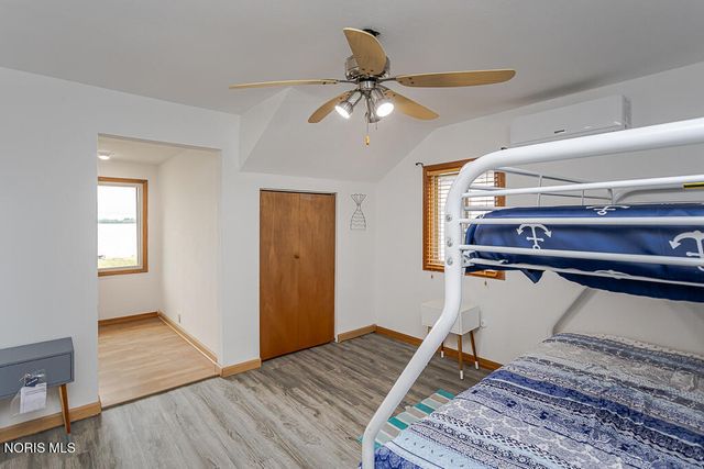 5914 Lakeside Avenue, Toledo, OH 43611