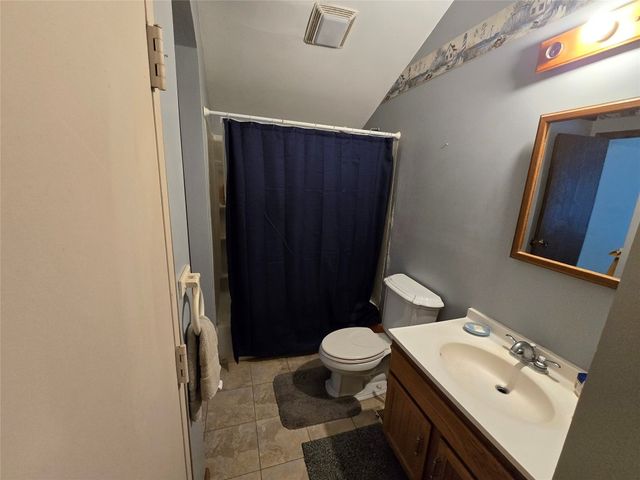 204 STONEHAVEN Drive, Edinboro, PA 16412