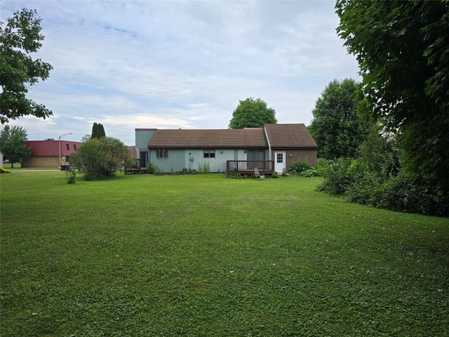 204 STONEHAVEN Drive, Edinboro, PA 16412