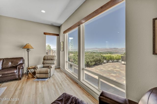 578 Echo Ridge Court, Reno, NV 89511