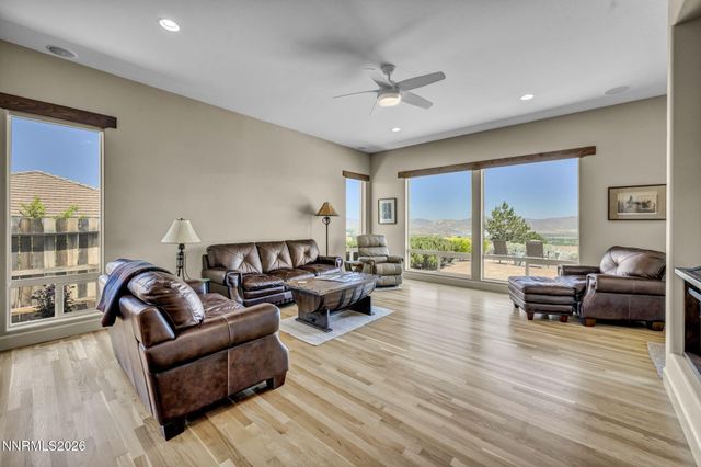 578 Echo Ridge Court, Reno, NV 89511
