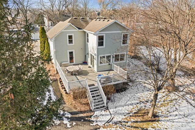 206 Water Street, East Dundee, IL 60118