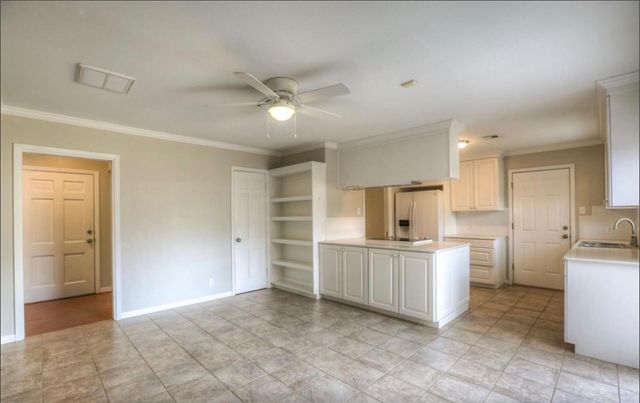 9802 Pine Lake Drive Drive, Houston, TX 77055