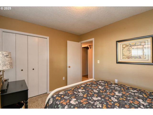 100 W WALLACE St, Weston, OR 97886