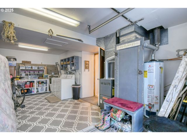 100 W WALLACE St, Weston, OR 97886