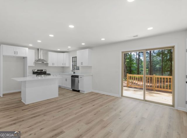 899 Virginia Court SE, Conyers, GA 30094