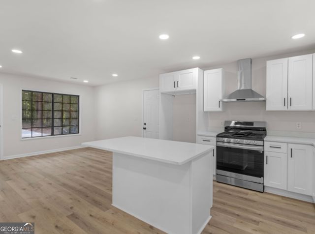 899 Virginia Court SE, Conyers, GA 30094