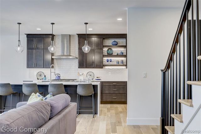 1317 Butternut Avenue, Royal Oak, MI 48073