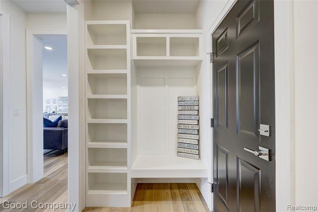 1317 Butternut Avenue, Royal Oak, MI 48073