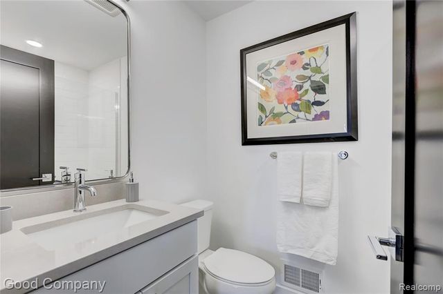 1317 Butternut Avenue, Royal Oak, MI 48073