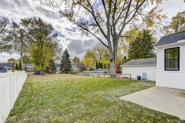 1317 Butternut Avenue, Royal Oak, MI 48073