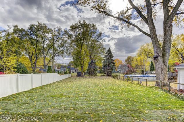 1317 Butternut Avenue, Royal Oak, MI 48073