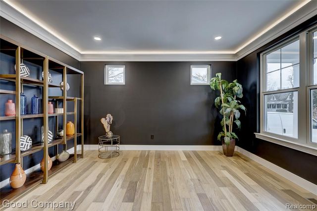 1317 Butternut Avenue, Royal Oak, MI 48073